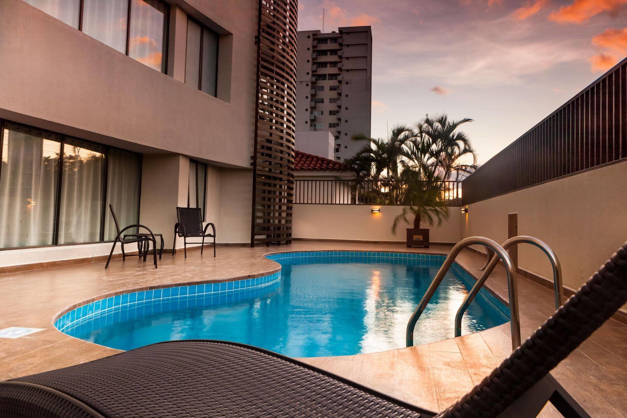 Mai Suites Apart Hotel Santa Cruz de La Sierra Ngoại thất bức ảnh